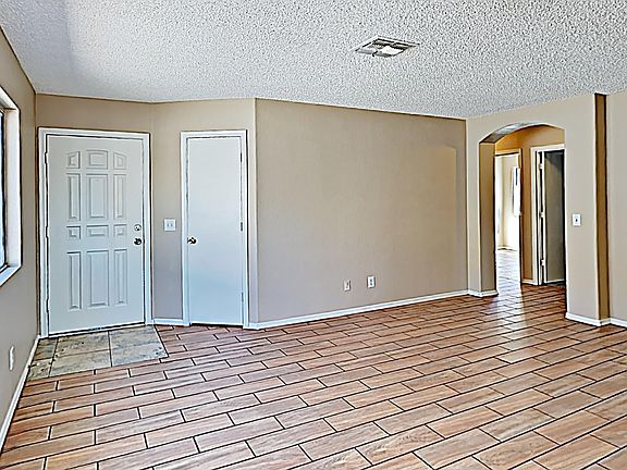 4th image of 3571 W Courtney Crossing Ln