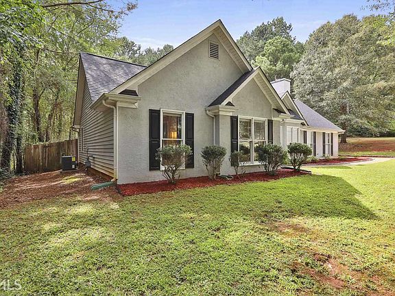 5th image of 54 Jeb Stuart Dr #105