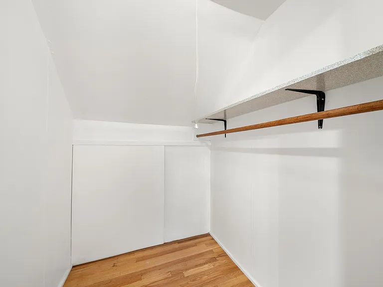 85 Serpentine Rd — Photo 12