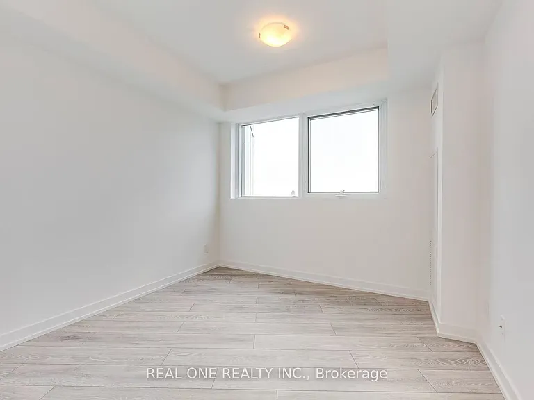 159 Wellesley St E #1708-1 — Photo 14