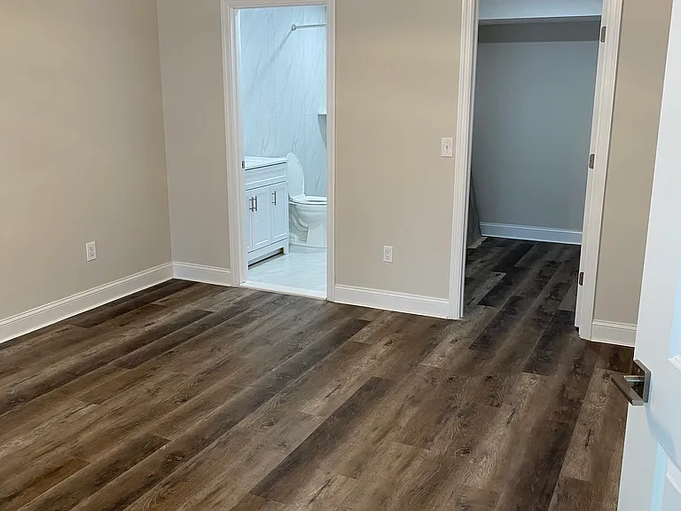 374 Hampton Pl — Photo 9