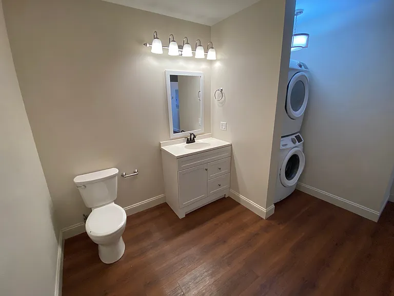 16 N Congress St #101 — Photo 7