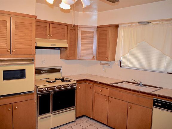 4th image of 600 Fulkerson Dr