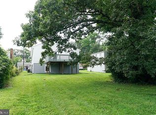 913 N Stonestreet Ave, Rockville, MD 20850