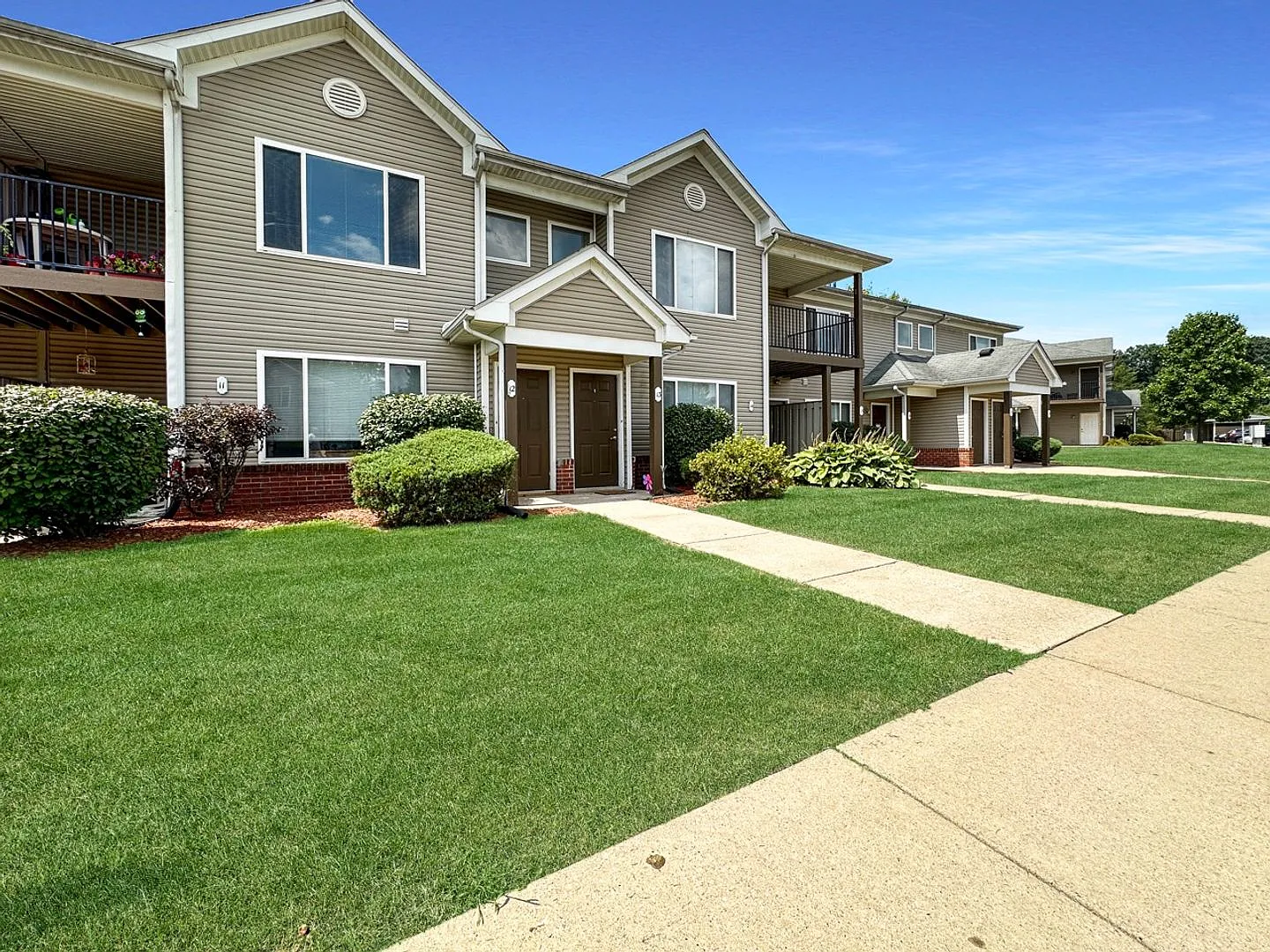 Battle Creek 1 Bedroom / 1 Bath Apartment Available Now! — Photo 4