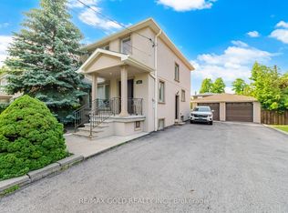 352 Maple Leaf Dr, Toronto, ON M6L 1P6