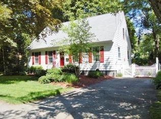 81 High St, Andover, MA 01810