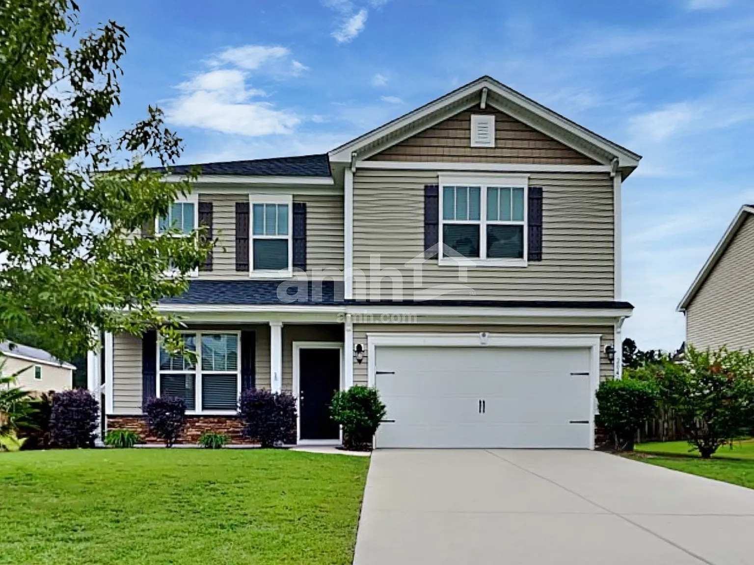 4 bed, 2.5 bath, 2619 sqft, $2,665 — Photo 1
