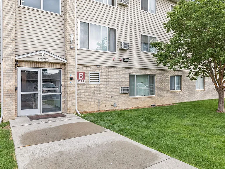 Brush Meadows I & II — Photo 19