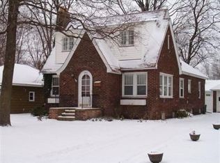 2862 Roosevelt Rd, Muskegon, MI 49441