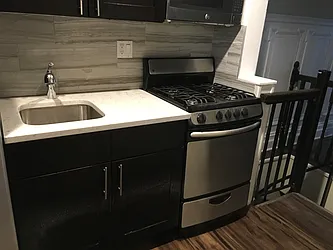 Rented by R New York
