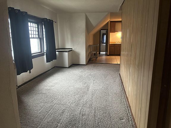 2nd image of 708 W 8th St #3