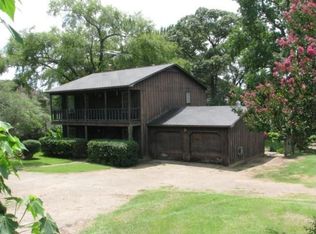 18294 Lakeside Dr, Flint, TX 75762
