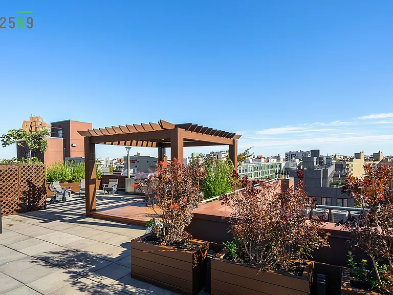 225 N 9th St #5E — Photo 10