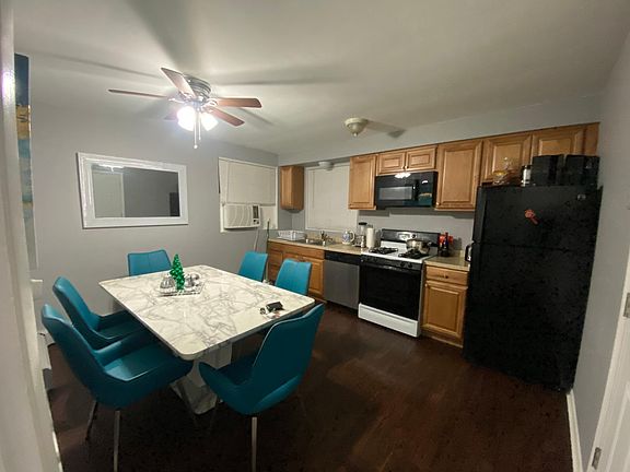 3rd image of 708 E North Broadway St #1