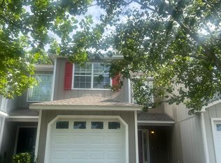 102 Commons Dr, Enterprise, AL 36330