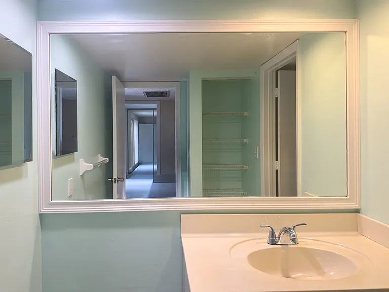 5222 Cedarbend Dr #4 — Photo 11
