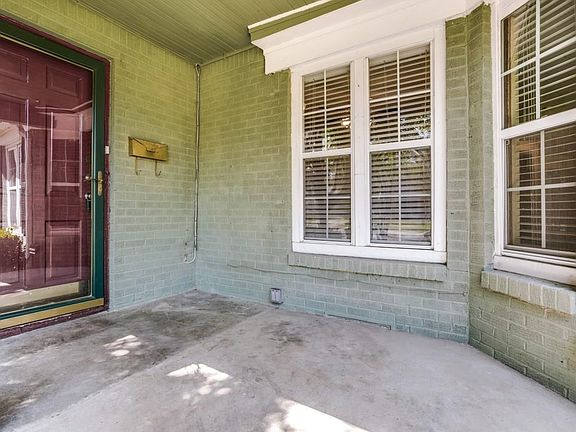 4th image of 6223 Kenwood Ave