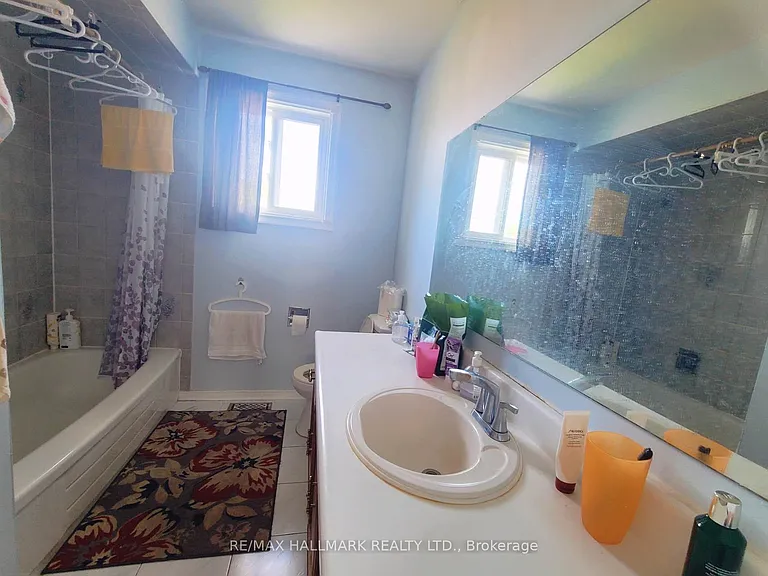 63 Cairns Dr — Photo 3