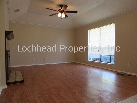 2nd image of 2504 Trenton Dr