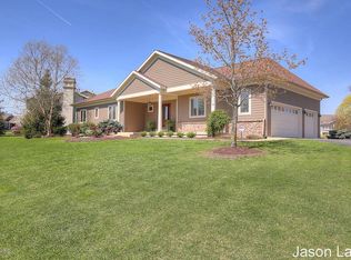 2029 Watermark Dr SE, Grand Rapids, MI 49546