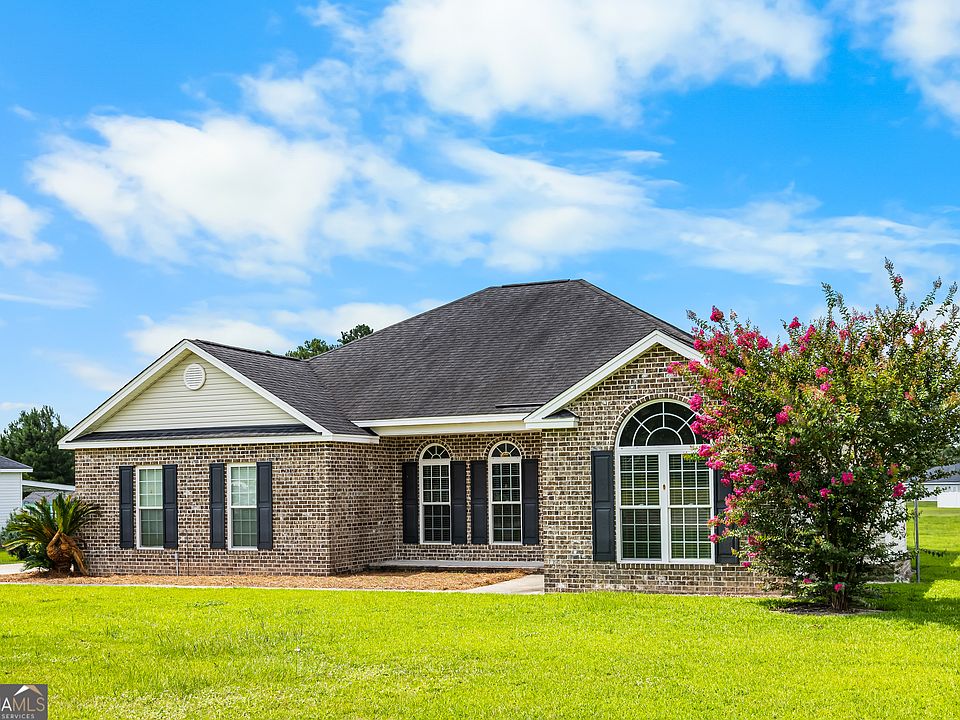 1st image of 245 Stonebrook Way
