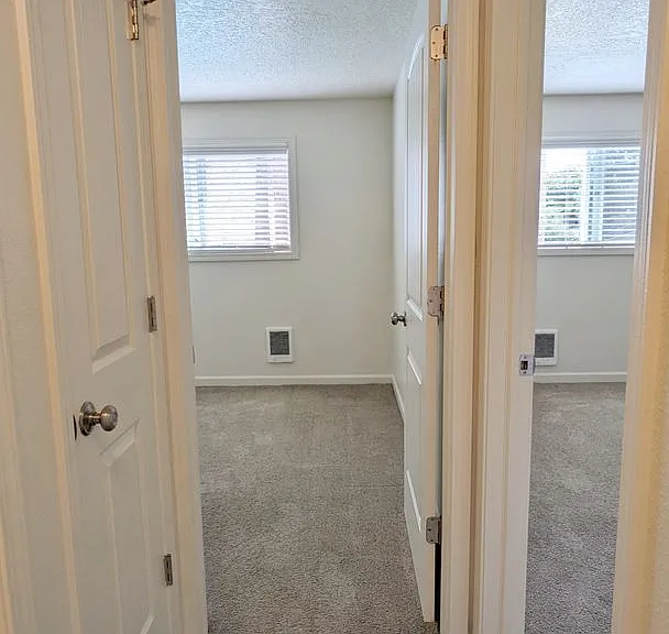 4102-4128 SE Cesar E Chavez Blvd — Photo 38
