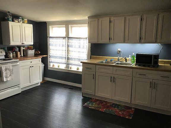 5th image of 226 Fite St #A