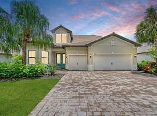 7912 Grande Shores Dr, Sarasota, FL 34240