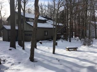 1109 Seven Nations Dr, Tobyhanna, PA