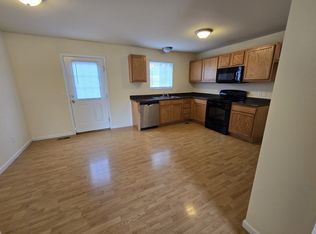 615 Garnet Ct, Warrenton, MO 63383