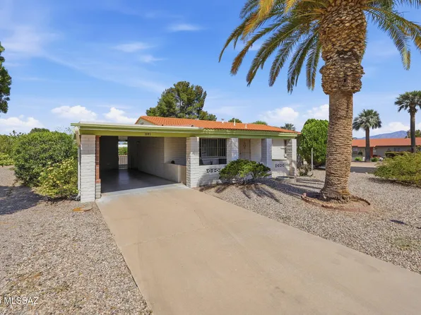 1041 S Abrego Dr, Green Valley, AZ 85614