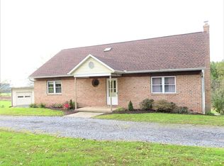 2315 W Route 897, Denver, PA 17517