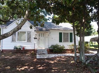 104 Victoria Rd, Laurens, SC 29360