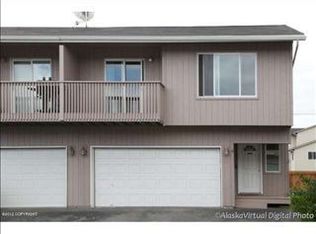 560 Ocean Point Dr, Anchorage, AK 99515