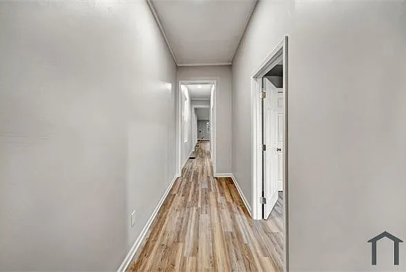 2910 W Main St — Photo 13