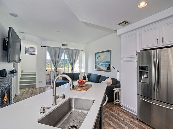 5th image of 2746 Escala Cir