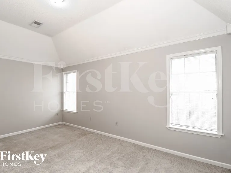 726 Silver Sands Dr — Photo 9