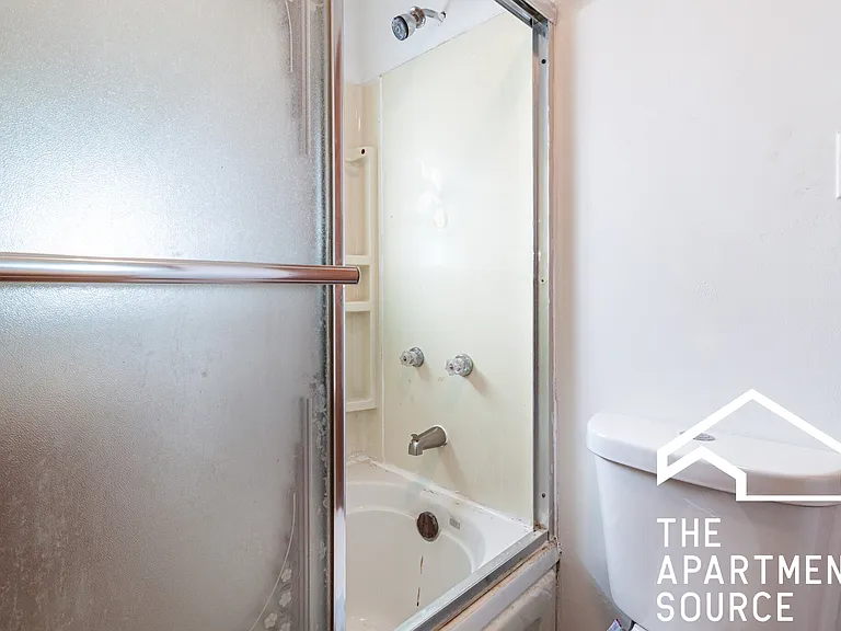 1634 N Whipple St #2 — Photo 11
