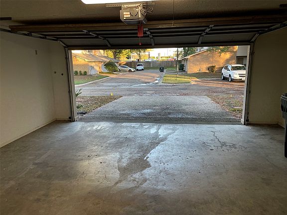 5th image of 2404 Villa Ct #2404