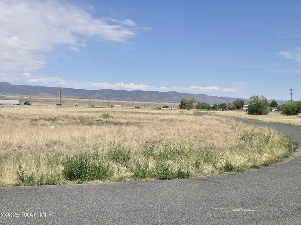 5913 N Hill Dr, Prescott Valley, AZ 86314