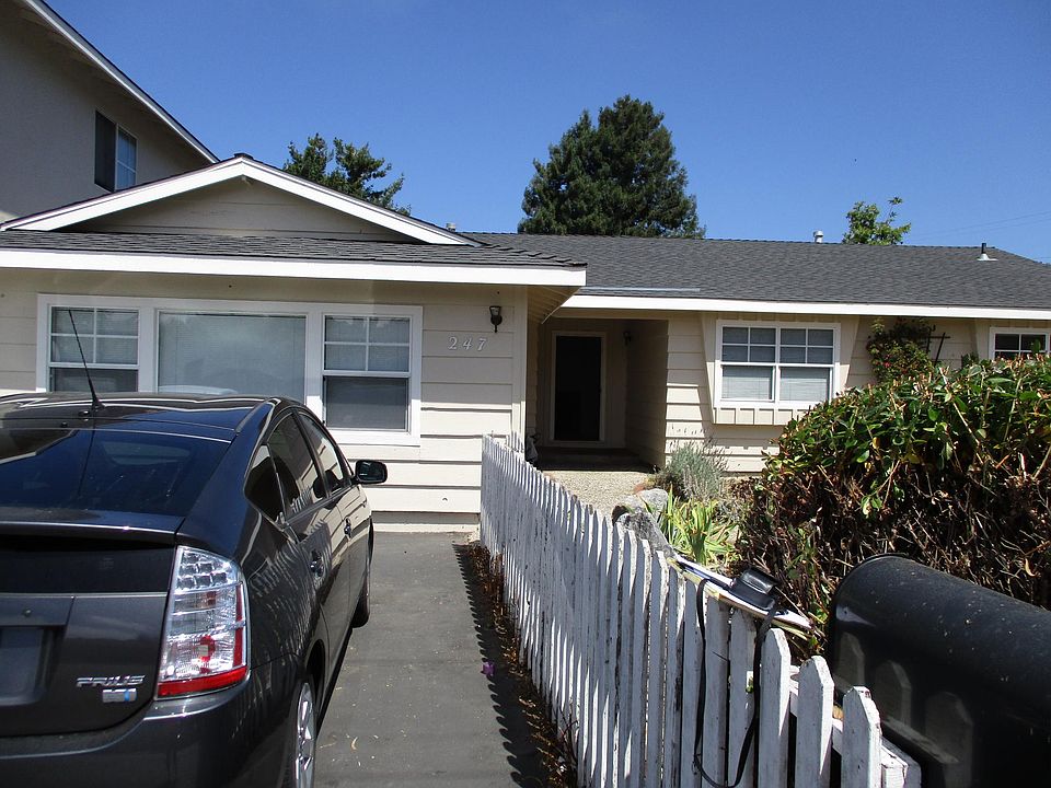 1st image of 247 Sierra Vista Ct