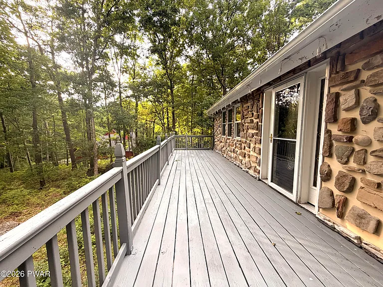811 Hickory Ct — Photo 28
