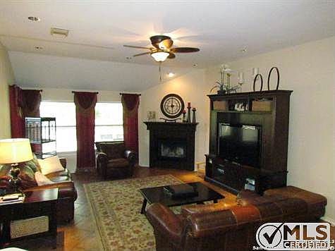 5th image of 11322 Fair Hollow Dr