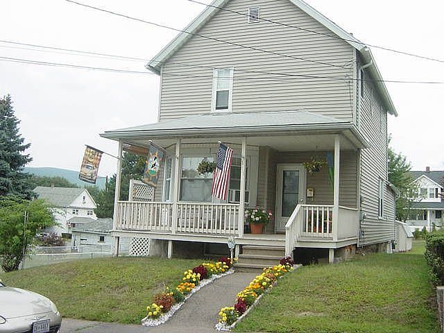 1st image of 311 Rebecca St