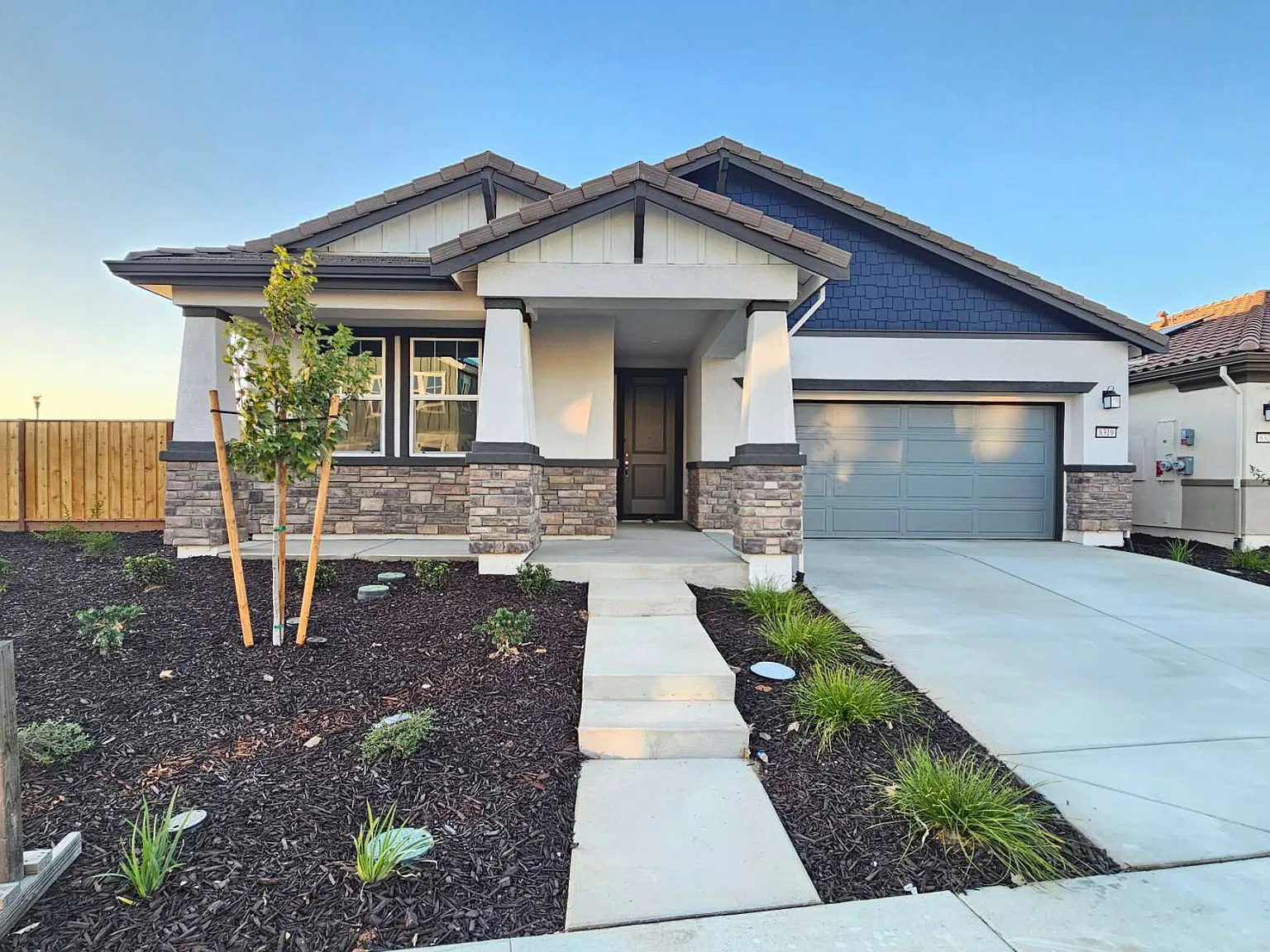 3 bed, 1738 sqft, $3,100 — Photo 1