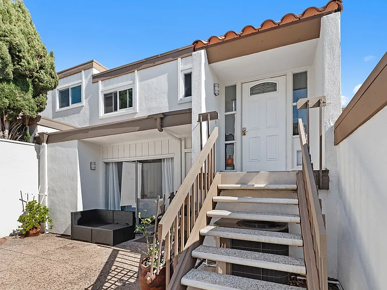 719 Calle Camisa — Photo 1