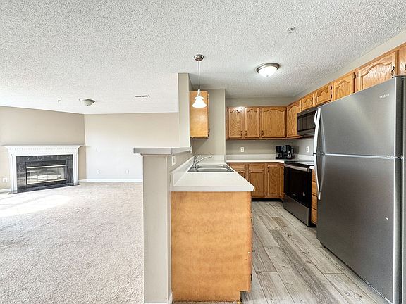 2nd image of 5008F Lawndale Dr Unit F