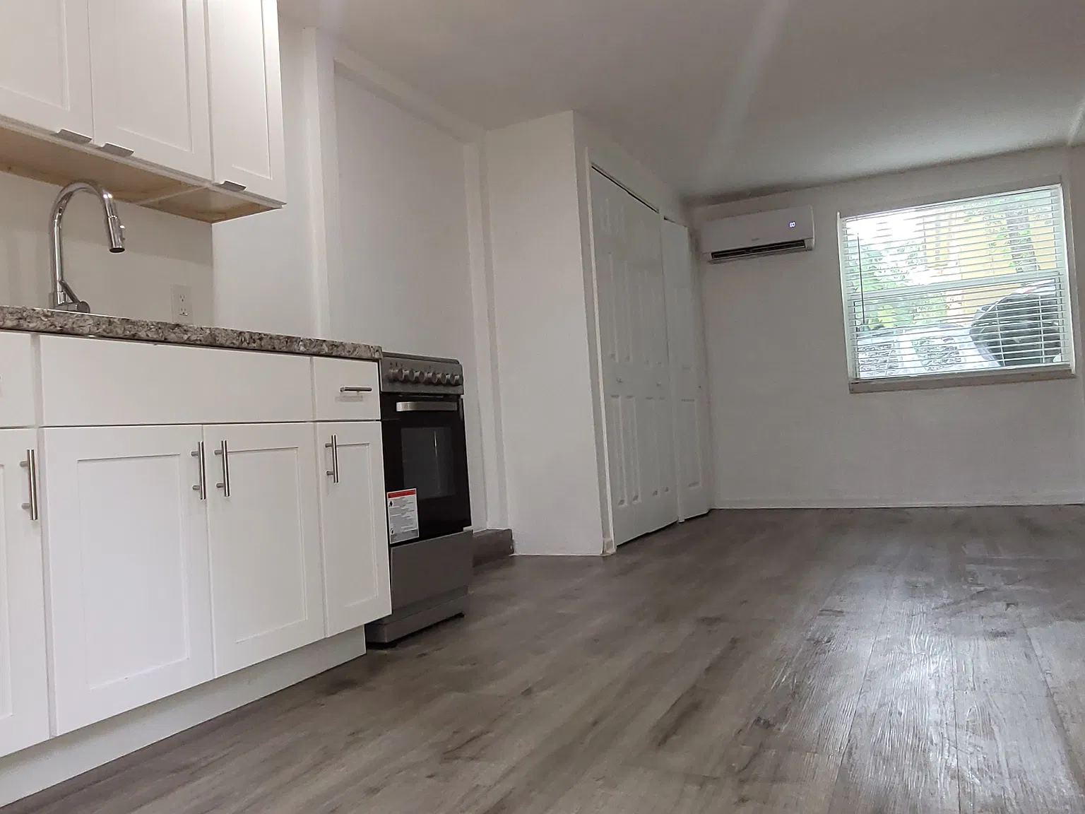 655 NE 122nd St — Photo 3