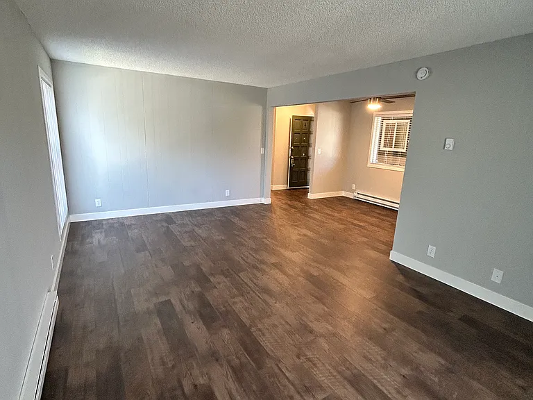 3295 Brookdale Dr #4 — Photo 14
